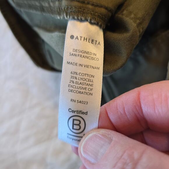 Athleta Summit Cargo Pant Women's 6 Army Green Side Stripe Athleisure Hiking - Picture 8 of 10